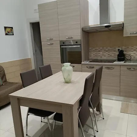 Casa Mamy 37 *
